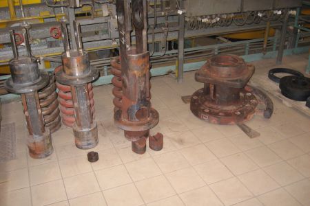 foto/opravy-turbin/akcni-cleny-turbogeneratoru-do-500-MW/001 revize akcni clen.JPG